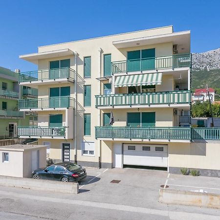 Apartments With A Parking Space Kastel Gomilica, Kastela - 21630 外观 照片